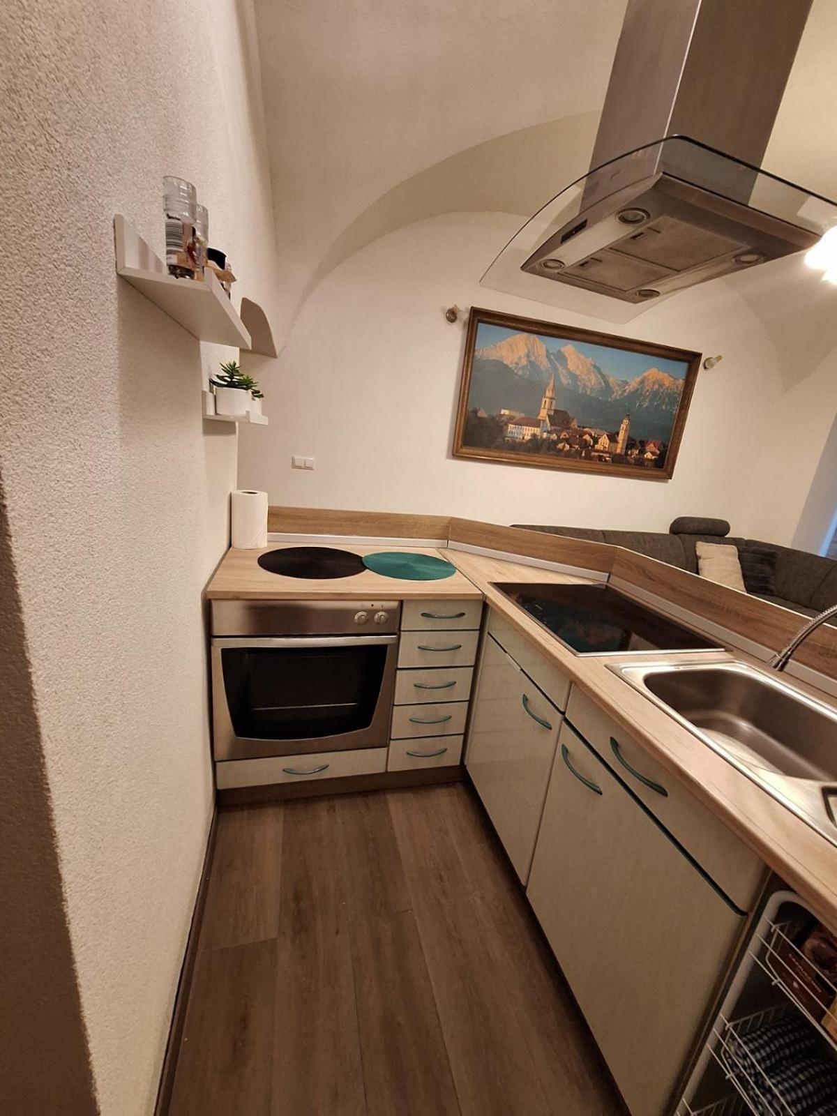 Kranjcek * Kranj